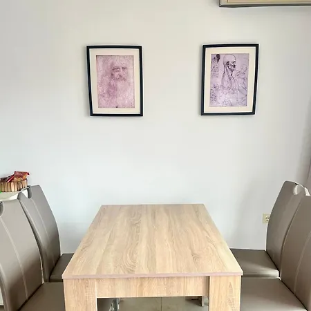 Apartment Milos *