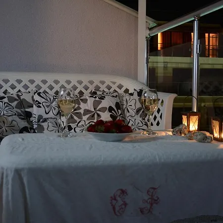 Milos Apartment *